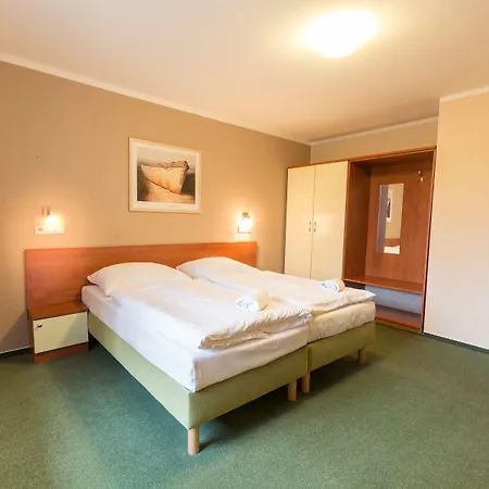 Na Kocande 酒店 Želiv