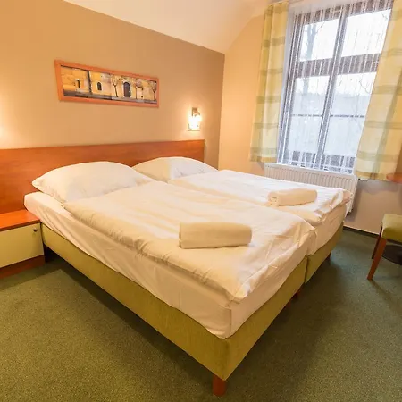 Hotel Na Kocande 2*